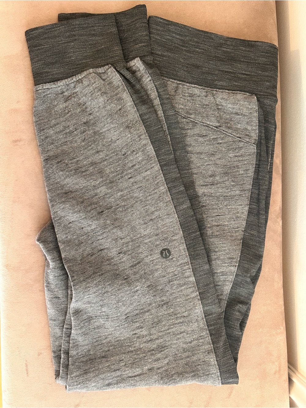 lululemon athletica Gray Athletic sweat pants - Heathered Gray